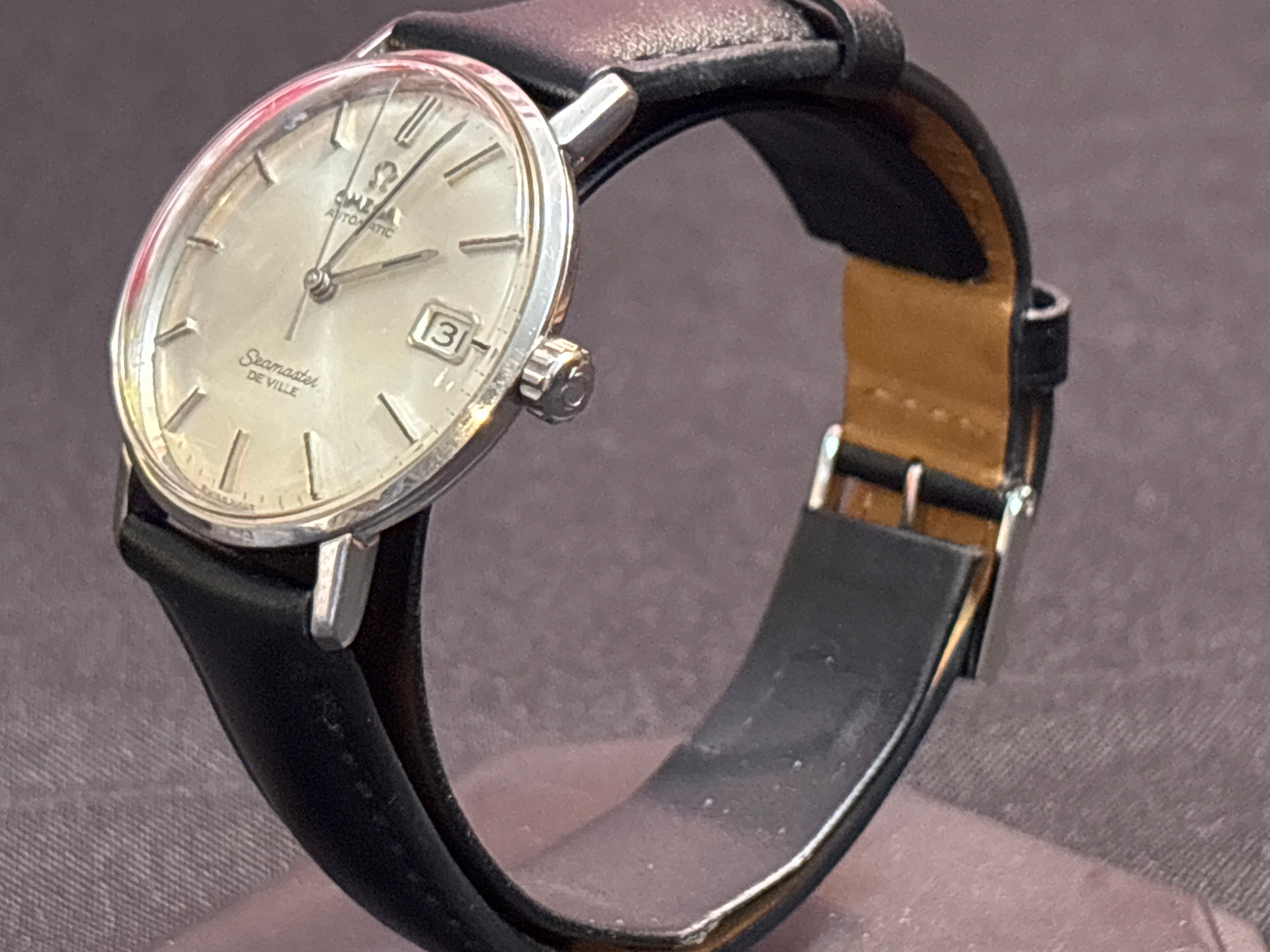 Original Omega Deville date Automatic/blk leather strap-omega buckle.