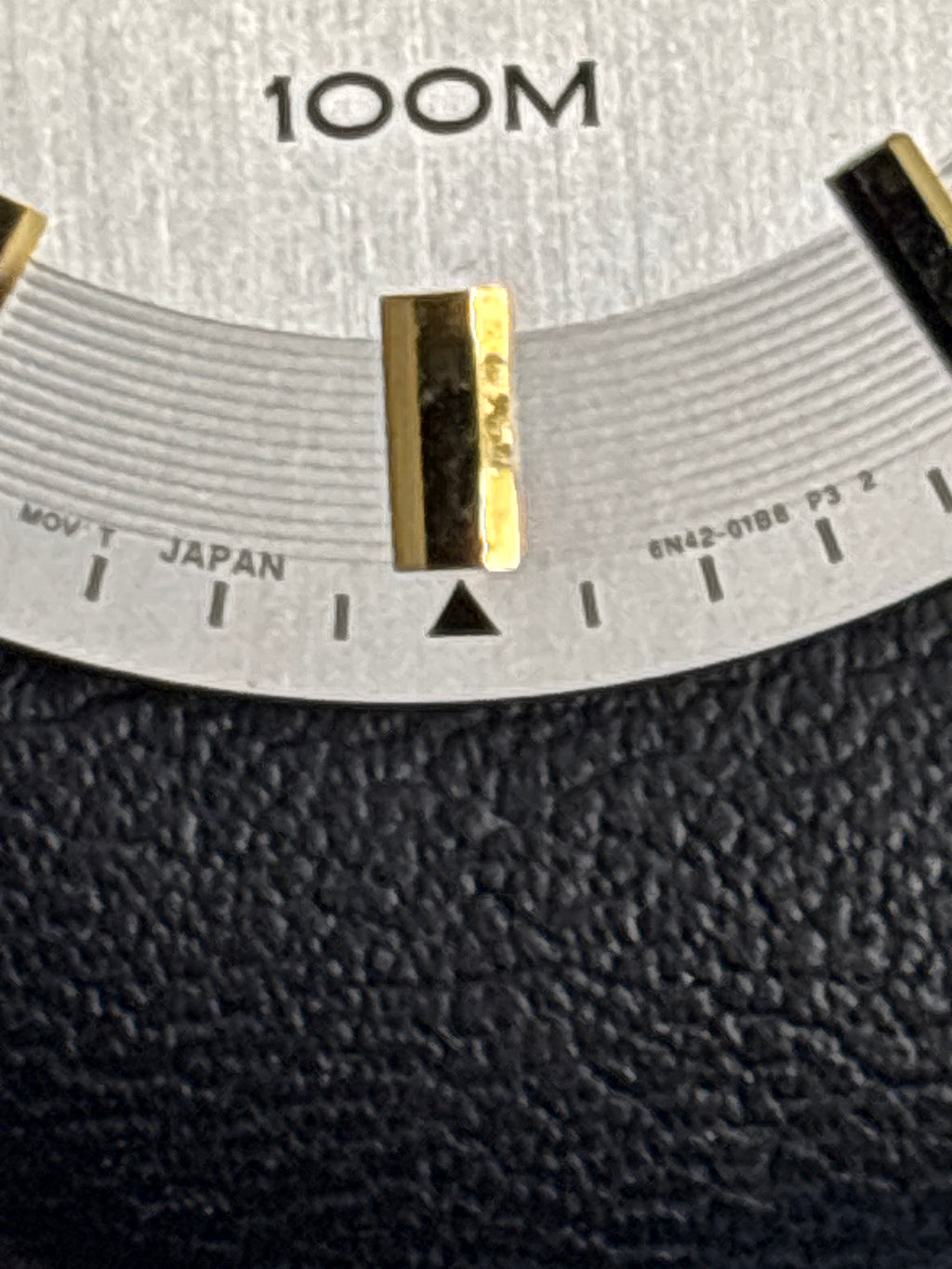 Original Seiko Quartz dial/movement wt crown stem