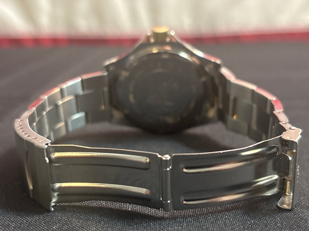 Colt Arms Swiss quartz mens watch on stainless steel band- like new no box