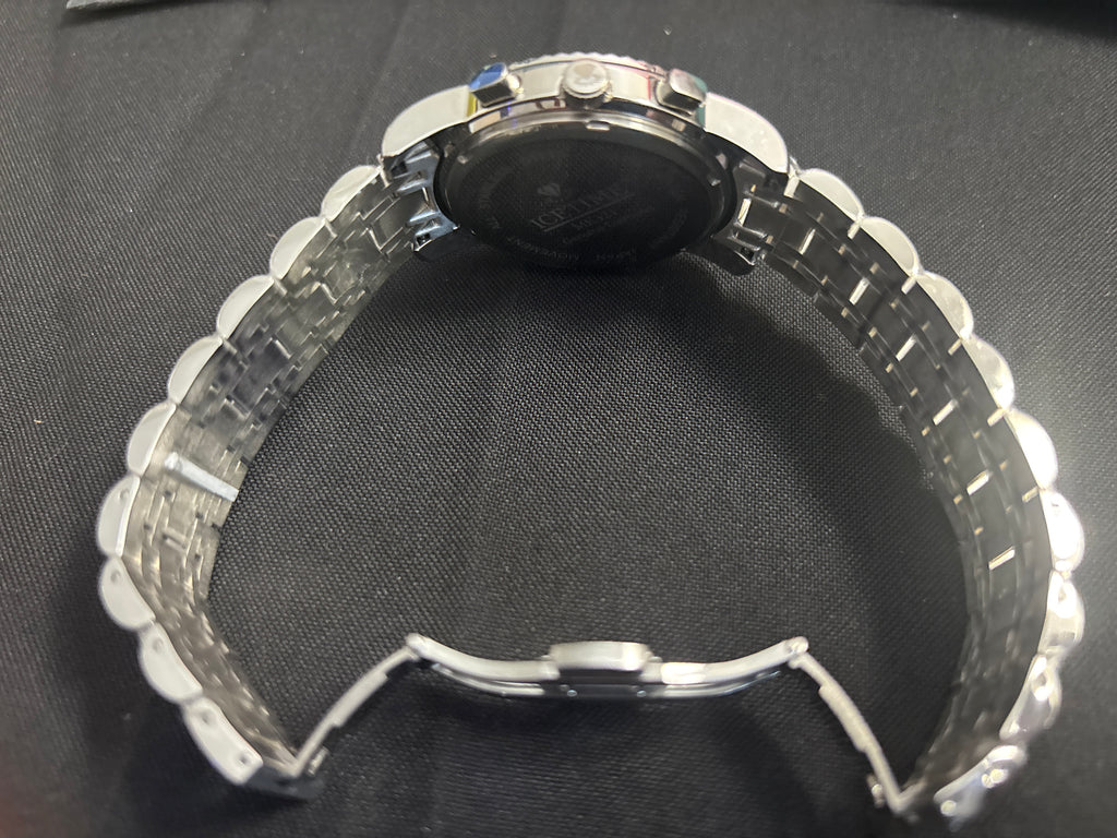 Icetime his/hers both full sets .10carat diamonds in each time piece.