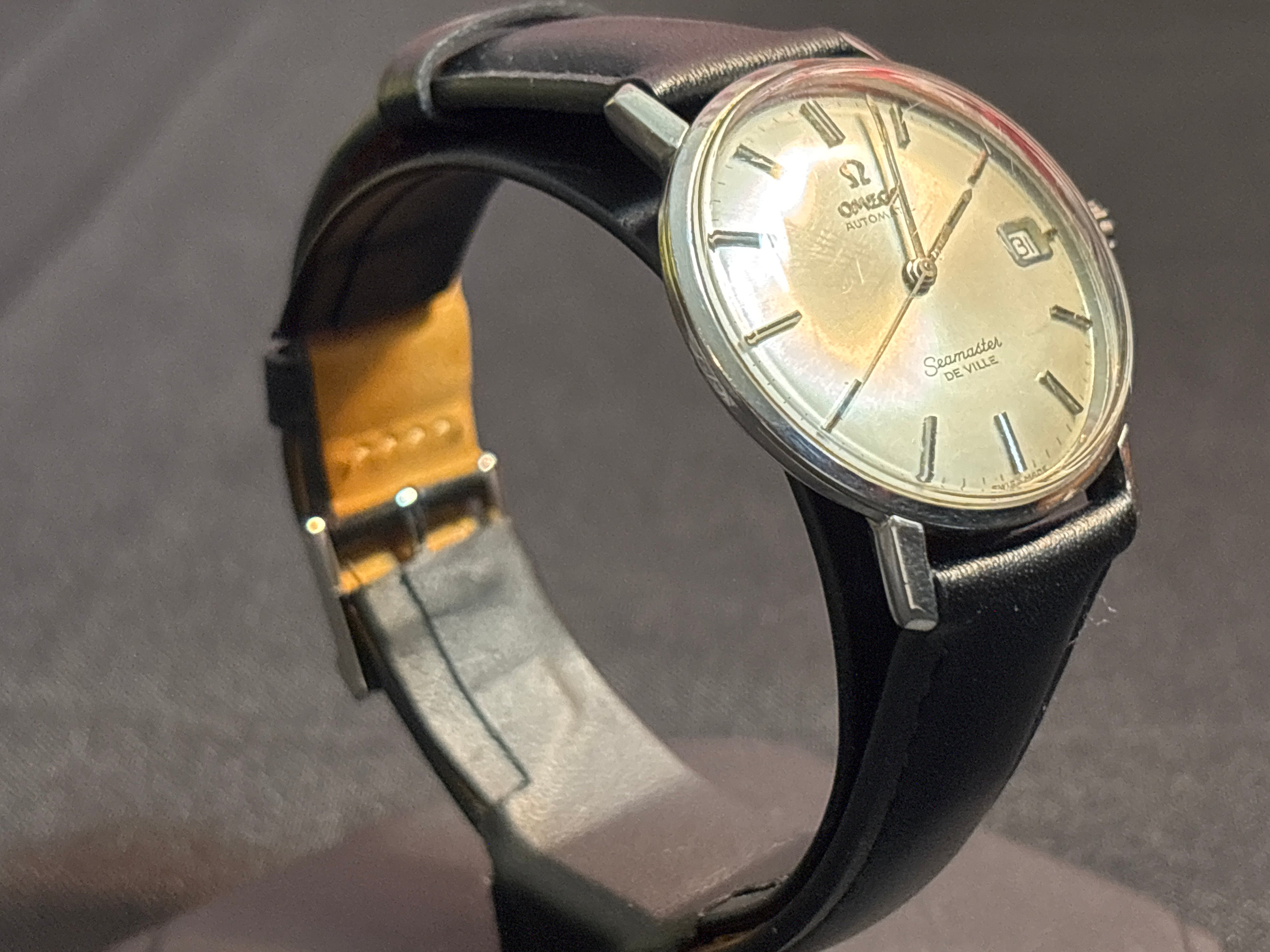 Original Omega Deville date Automatic/blk leather strap-omega buckle.