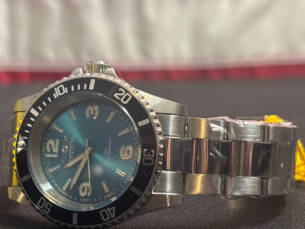 Invicta 69726 blue 40mm specialty diver on stainless steel bracelet mens watch
