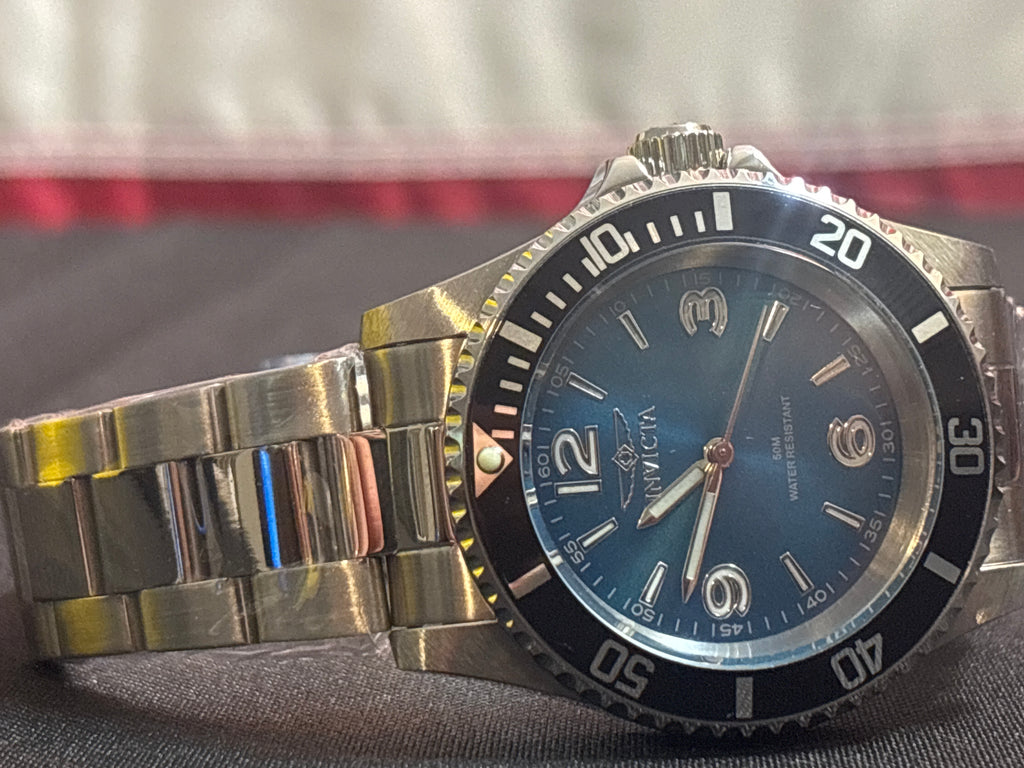 Invicta 69726 blue 40mm specialty diver on stainless steel bracelet mens watch