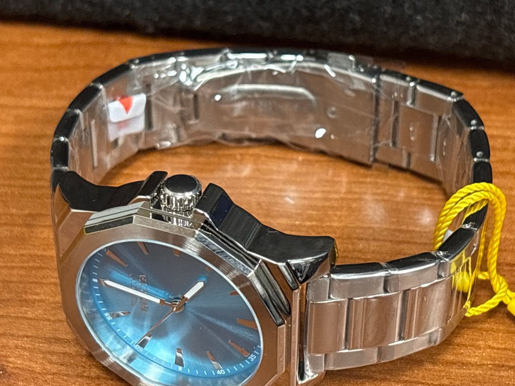Invicta Speedway Tiffany blue 42mm mens watch SS bracelet