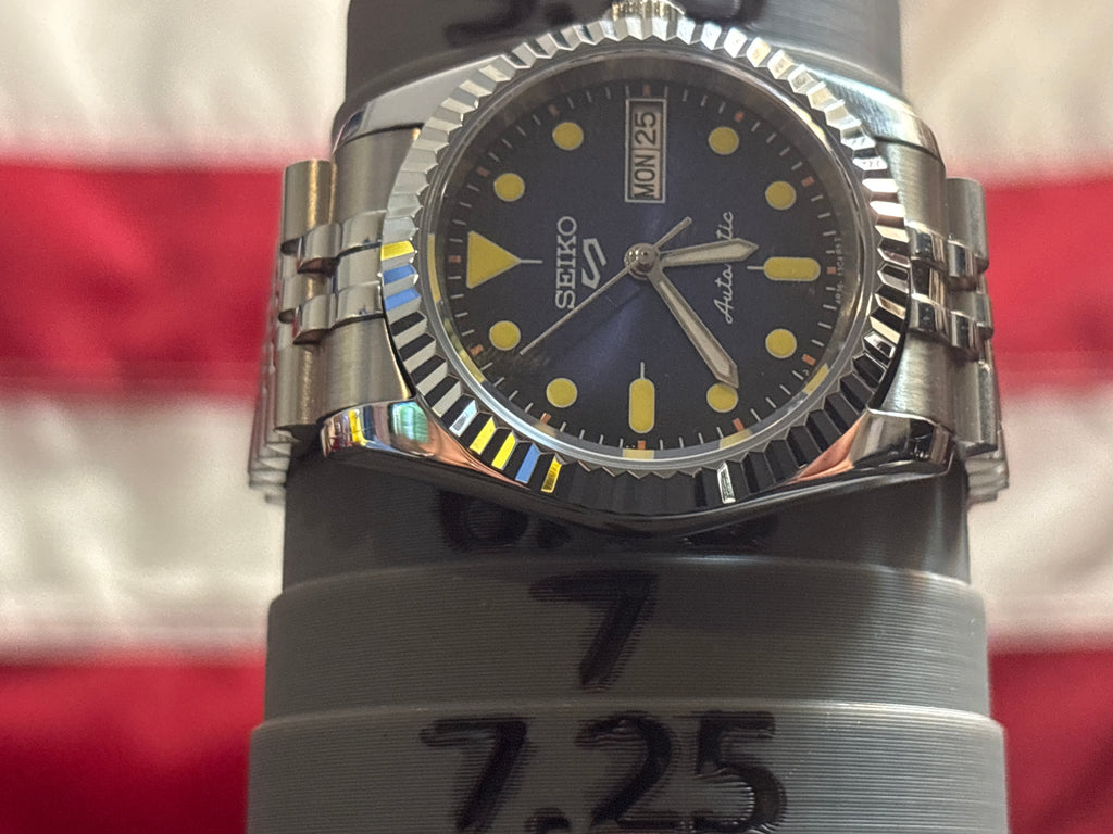 Custom mod day/date 36mm Automatic mens watch
