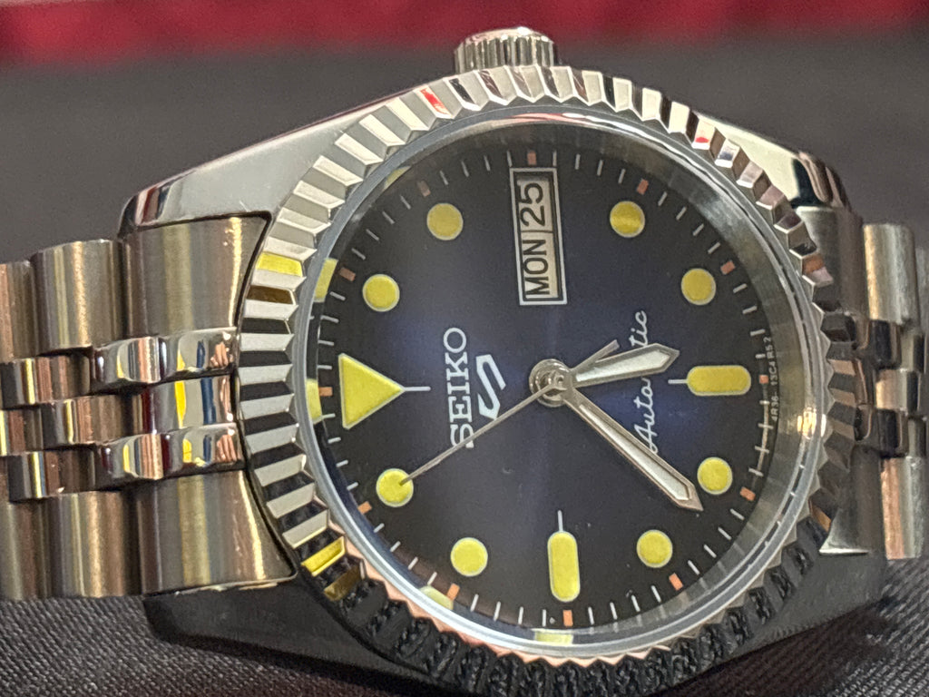 Custom mod day/date 36mm Automatic mens watch