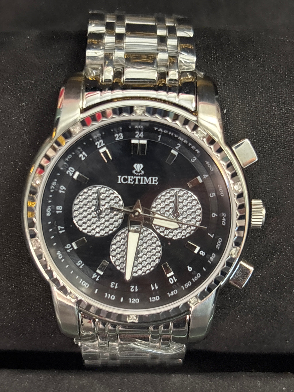 Icetime his/hers both full sets .10carat diamonds in each time piece.