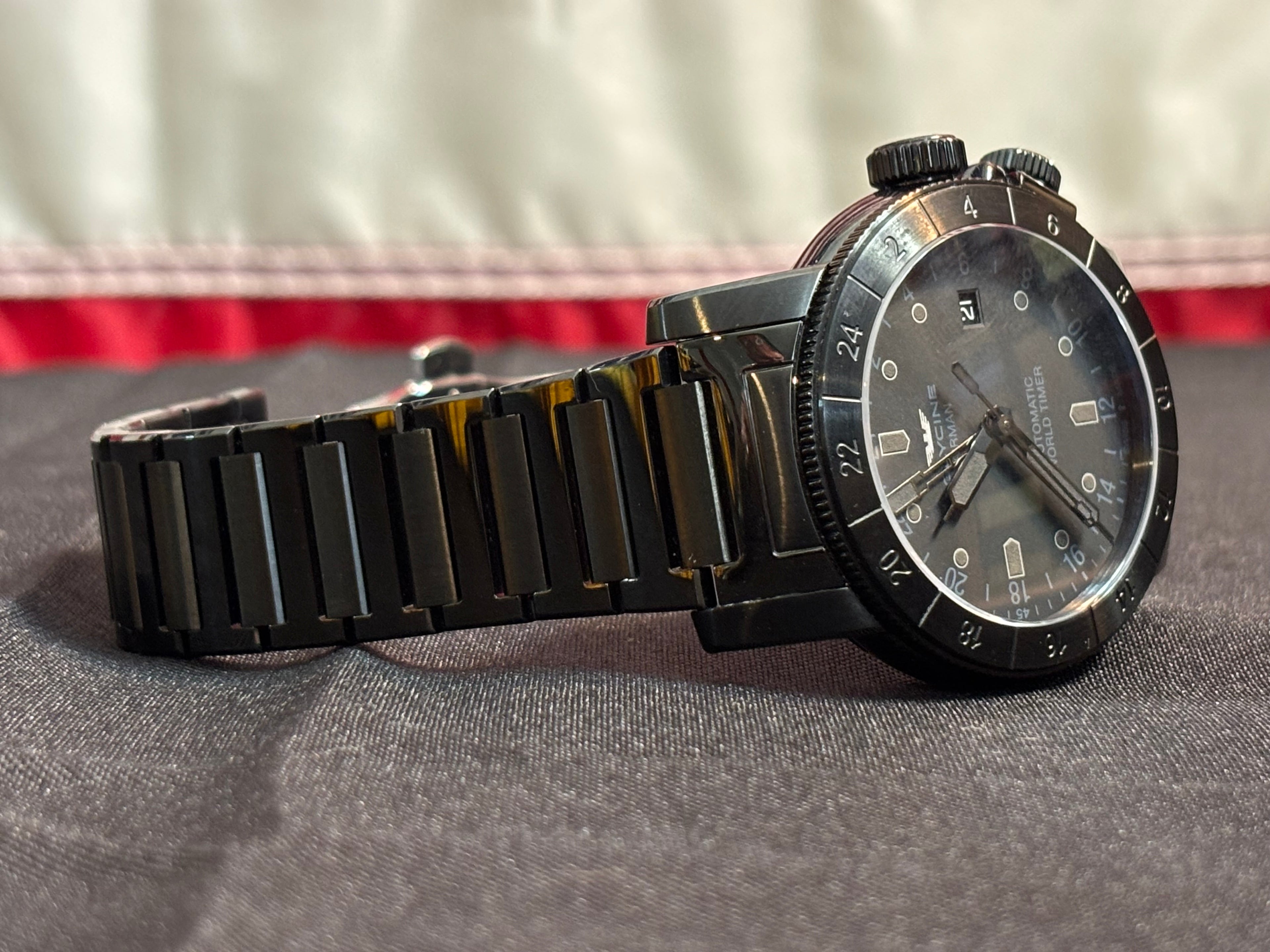 Glycine Airman Gl0153 world time black pvd mens watch