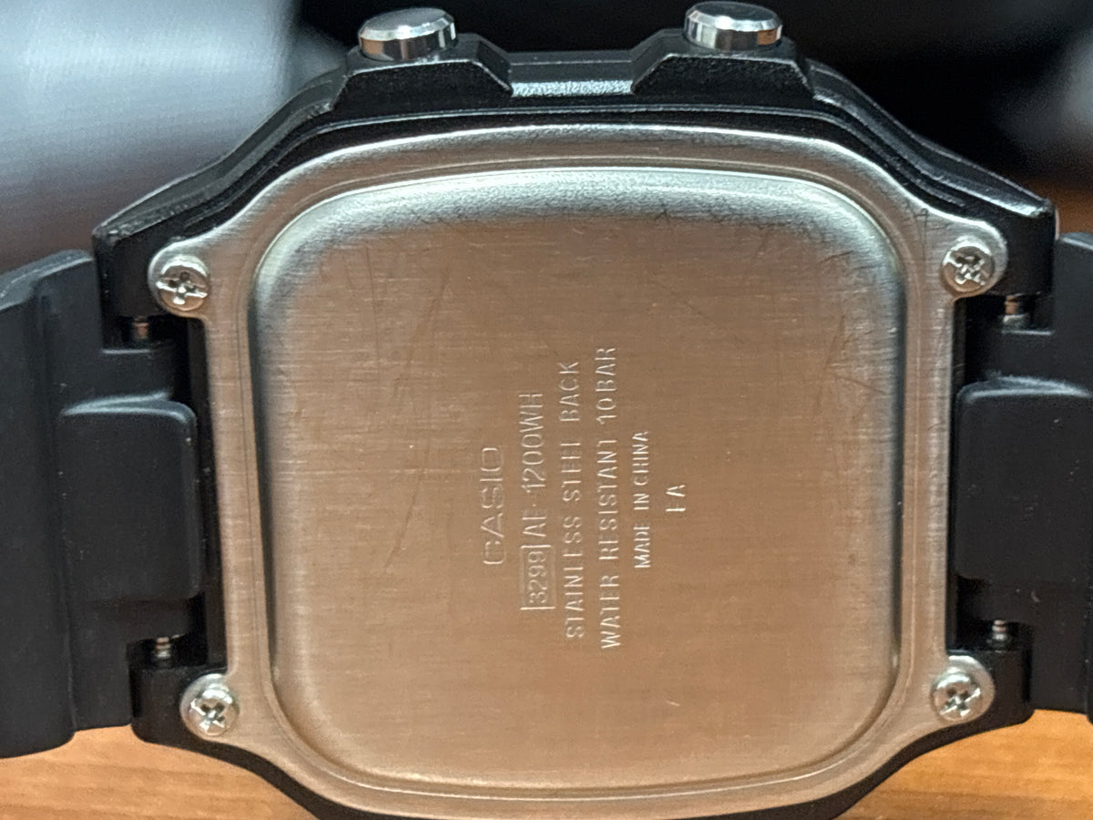 Casio Royal quarts 5 Alarm 1200WH