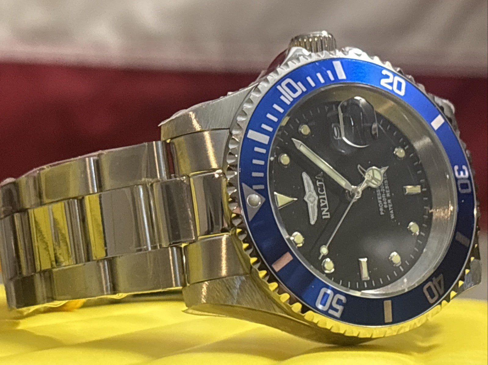 Invicta Blk N Blu pro diver #50940 40mm Mens Watch SS Bracelet