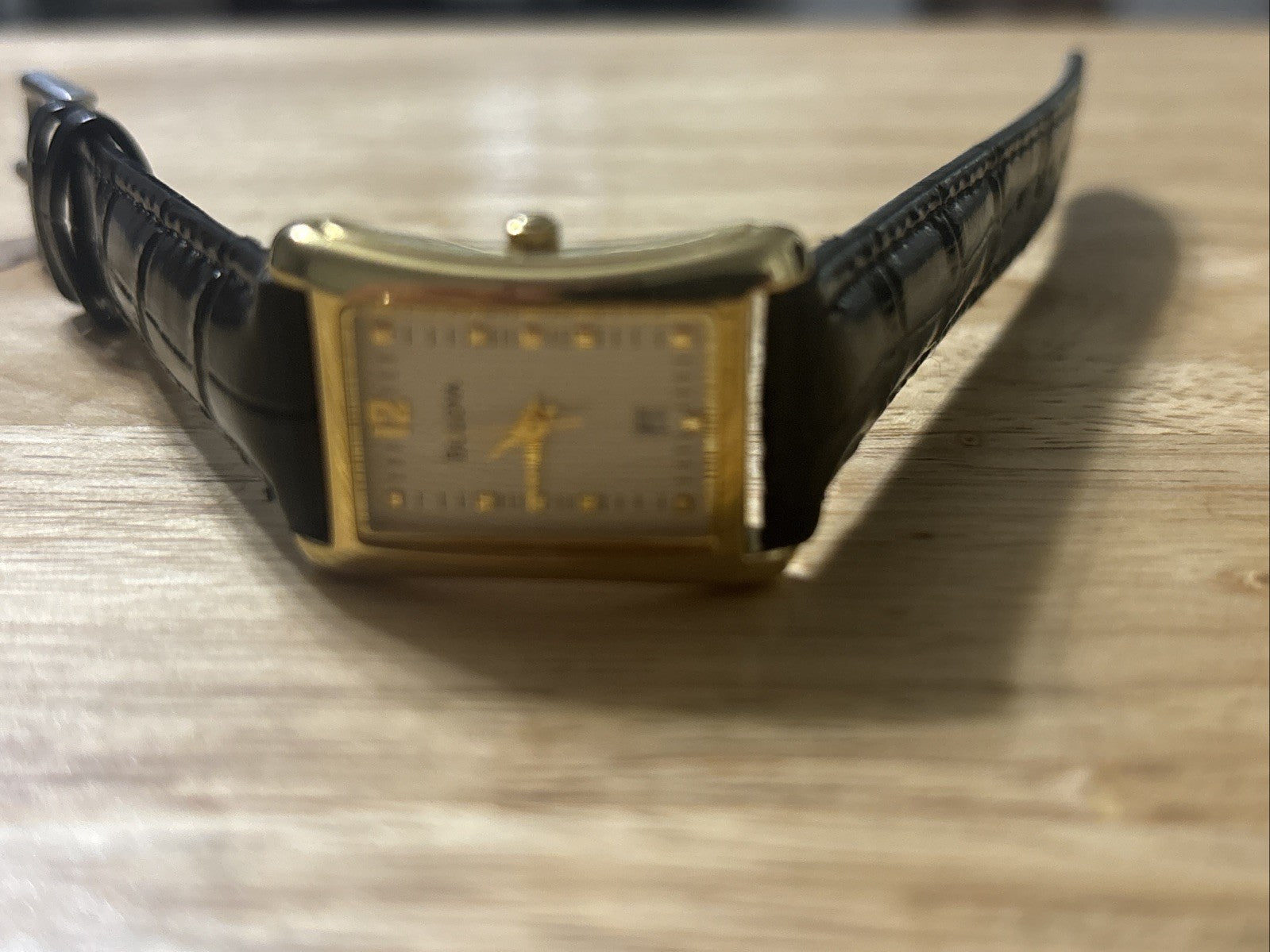 Gold Tone Tank Bulova 97m48 Ladies Watch