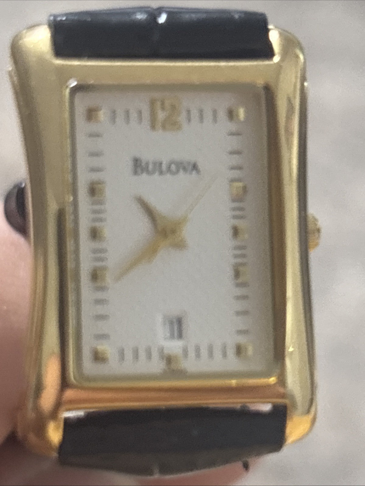 Gold Tone Tank Bulova 97m48 Ladies Watch