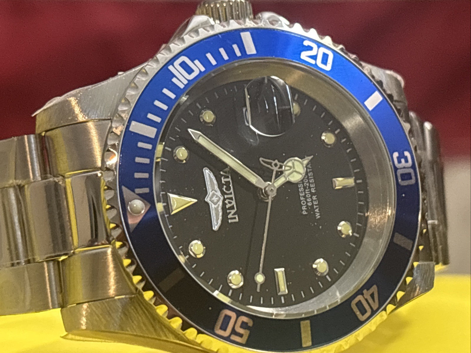 Invicta Blk N Blu pro diver #50940 40mm Mens Watch SS Bracelet